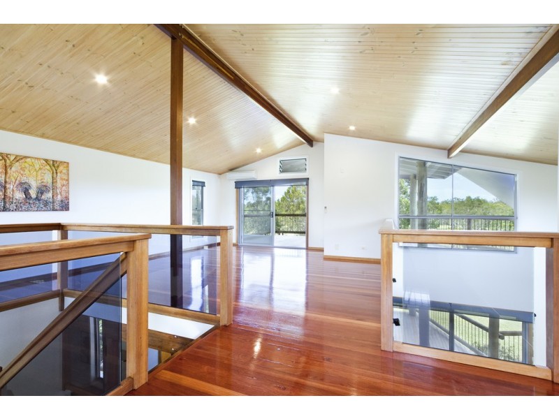 4 Amaroo Place, Cooroibah QLD 4565