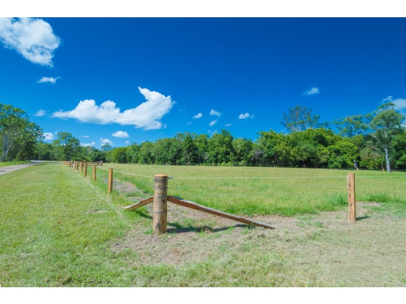 93 Lockes Lane, Belli Park QLD 4562