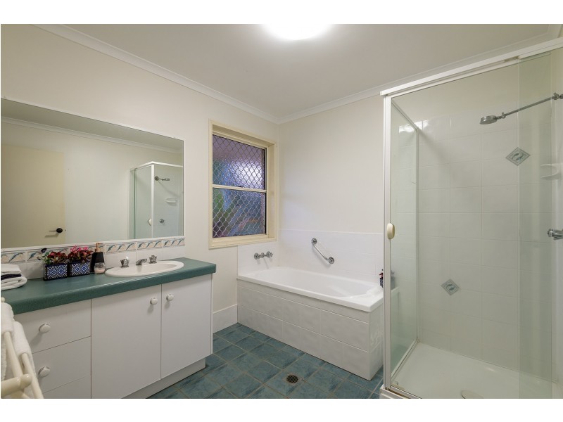 40 Junction Road, Cootharaba QLD 4565