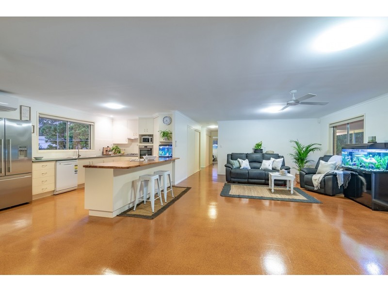 40 Junction Road, Cootharaba QLD 4565