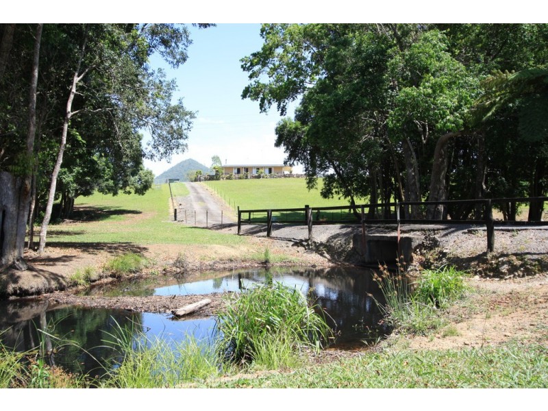 89 Croziers Road, Pinbarren QLD 4568