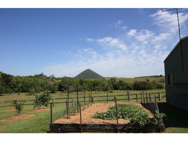 89 Croziers Road, Pinbarren QLD 4568