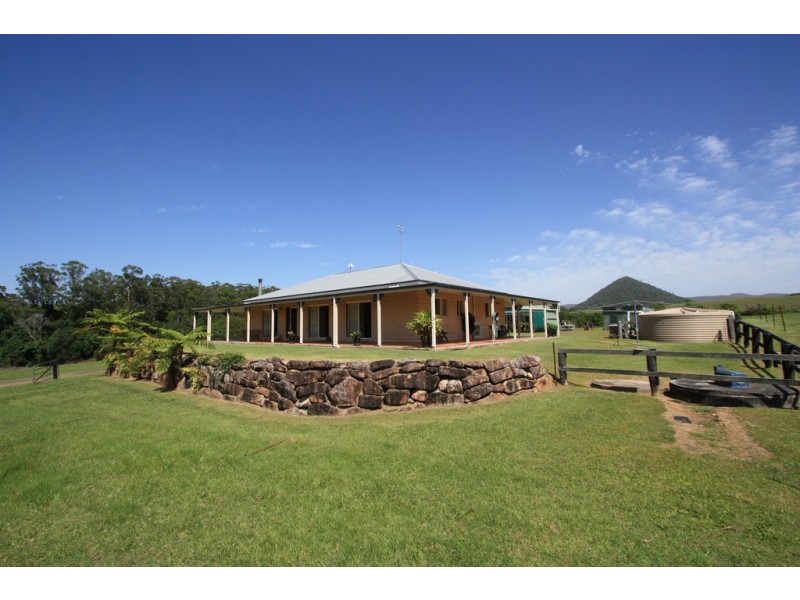 89 Croziers Road, Pinbarren QLD 4568