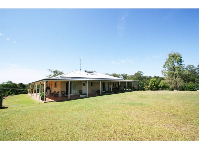 89 Croziers Road, Pinbarren QLD 4568