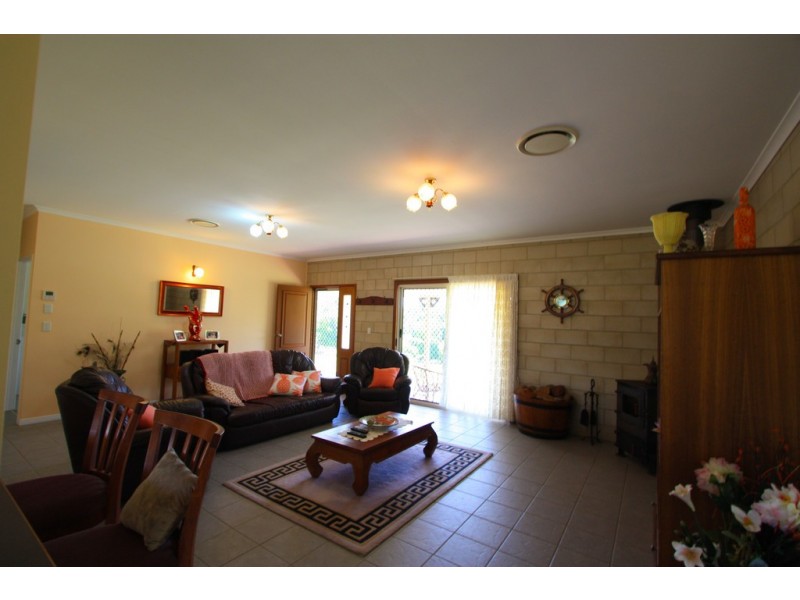 89 Croziers Road, Pinbarren QLD 4568