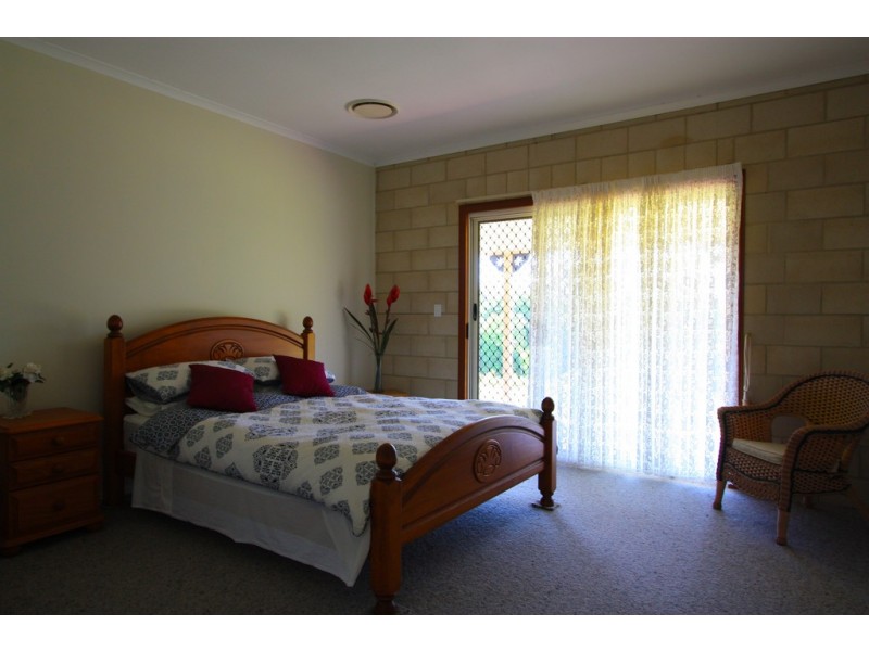 89 Croziers Road, Pinbarren QLD 4568