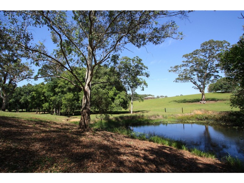 89 Croziers Road, Pinbarren QLD 4568