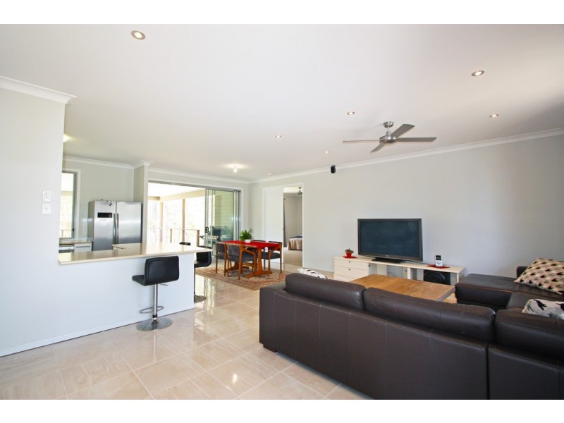 47 Bunderra Way, Cooran QLD 4569