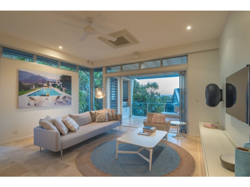 1/8 Hill Street, Sunshine Beach QLD 4567