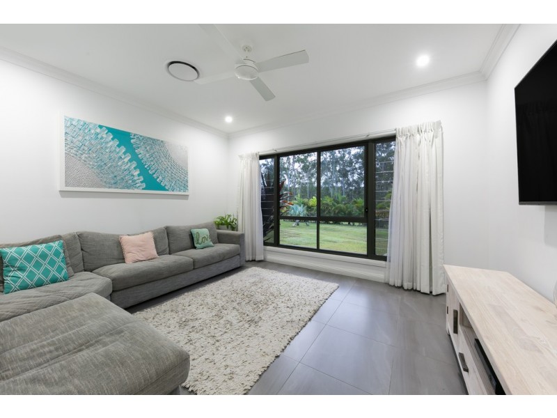 462 Calanthe Avenue, Doonan QLD 4562