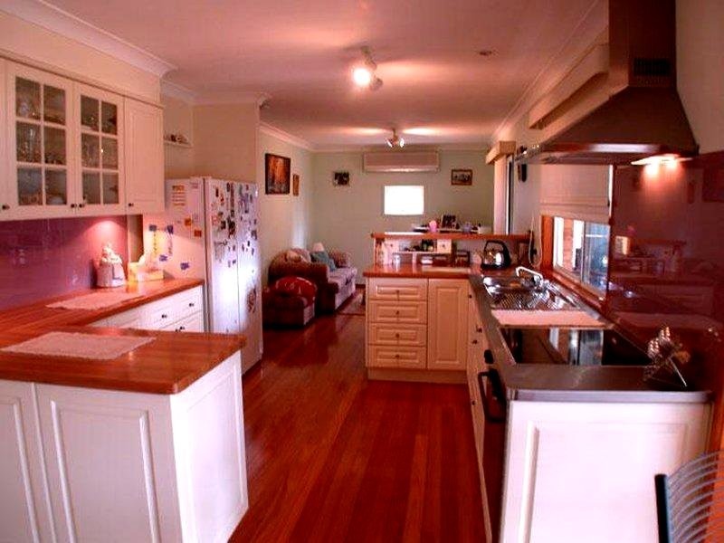 4 TASMAN PLACE, South Windsor NSW 2756