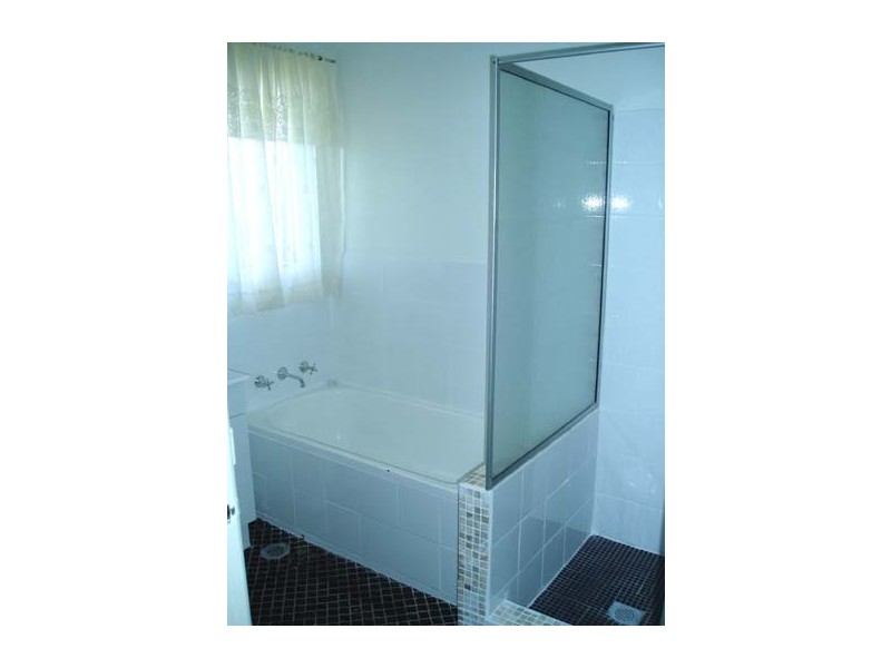 18 CATCHPOLE AVENUE, Richmond NSW 2753