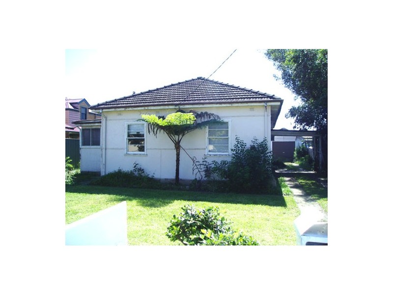 11  CONRAD ST, Richmond NSW 2753