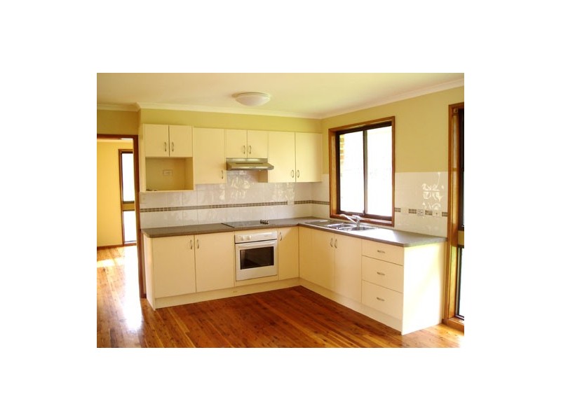 4 LEITCH AVE, Londonderry NSW 2753