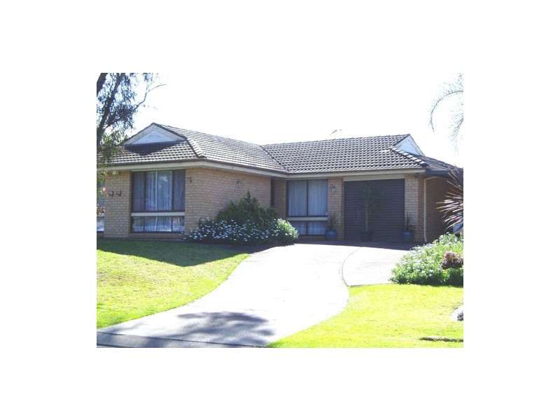 19  BALMAIN ROAD, Mcgraths Hill NSW 2756