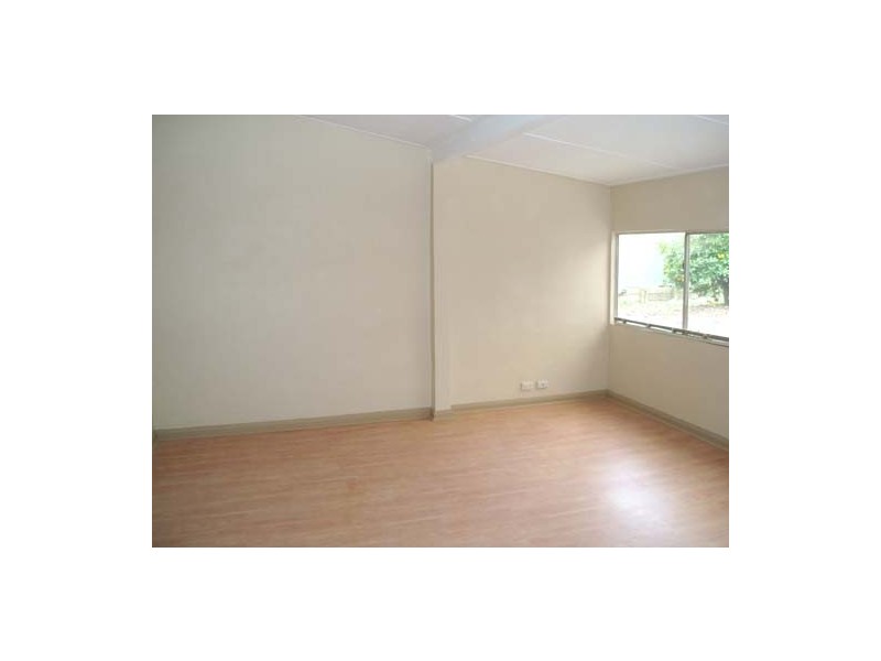 25 WINDSOR ST, Richmond NSW 2753