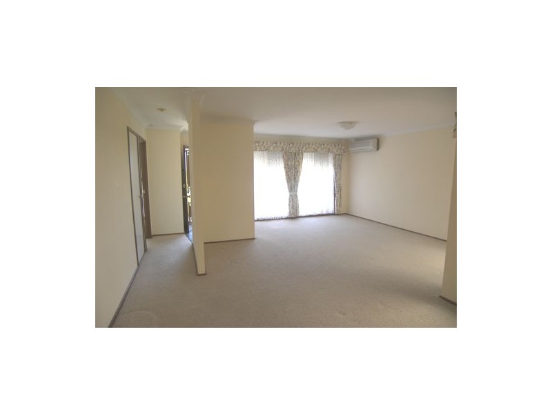 Mcgraths Hill NSW 2756