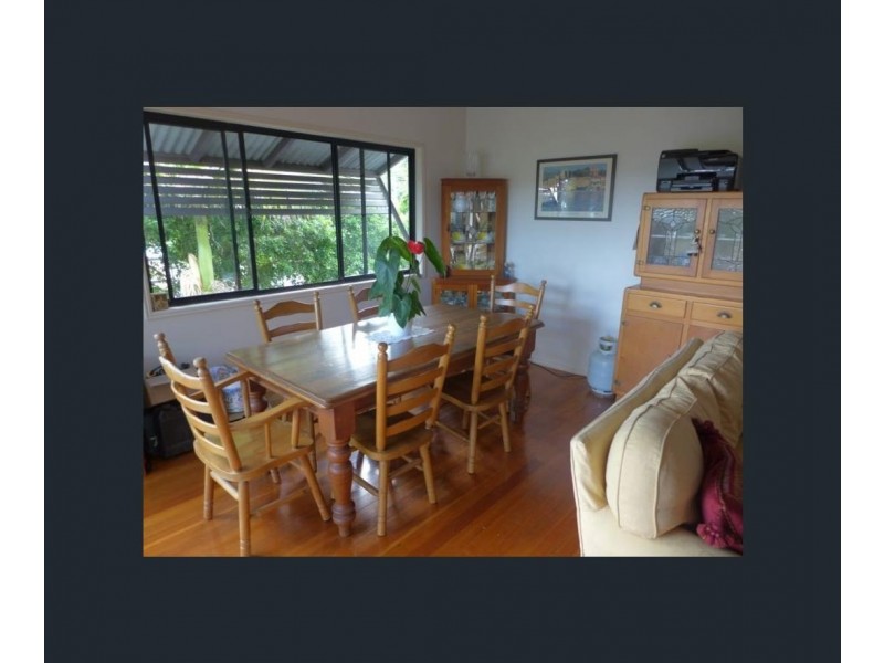 17 Surrey St, Red Hill QLD 4059