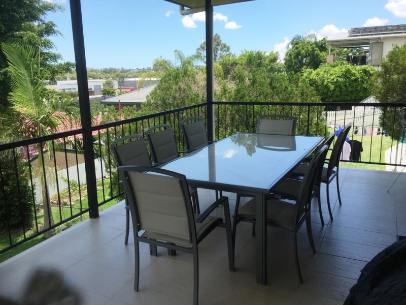 40 Ninth Avenue, Coorparoo QLD 4151