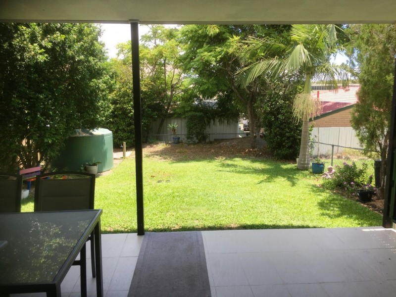 40 Ninth Avenue, Coorparoo QLD 4151