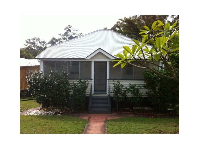 77 Northam Avenue, Bardon QLD 4065