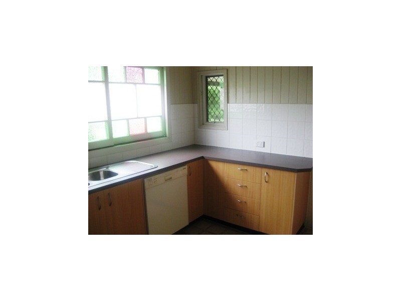 77 Northam Avenue, Bardon QLD 4065