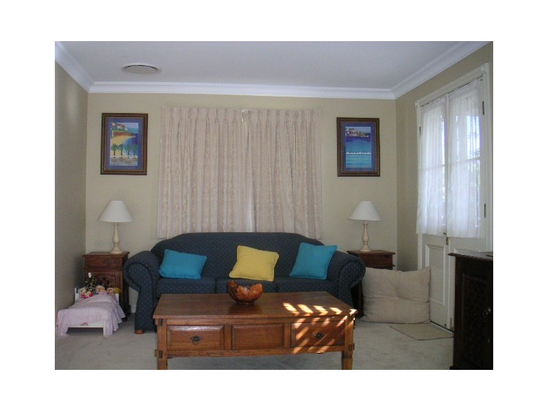 80 King Arthur Terrace, Tennyson QLD 4105