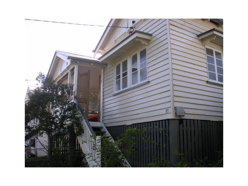 35 Crown Street, Bardon QLD 4065