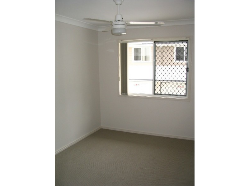 2/22 Querrin Street, Yeronga QLD 4104