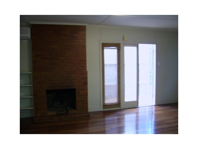 2 Devon Street, Toowong QLD 4066