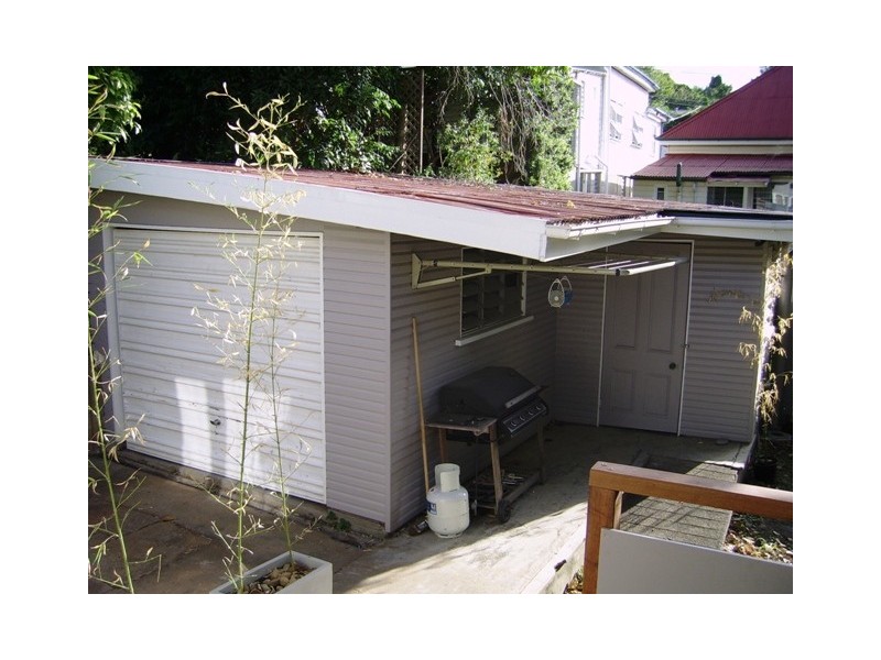 6 Federal Street, Red Hill QLD 4059