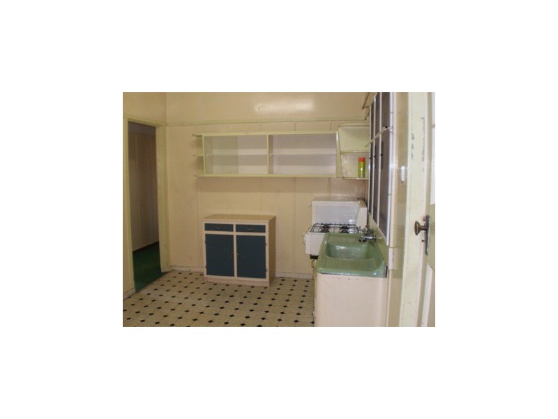 37 Bryden Street, Windsor QLD 4030