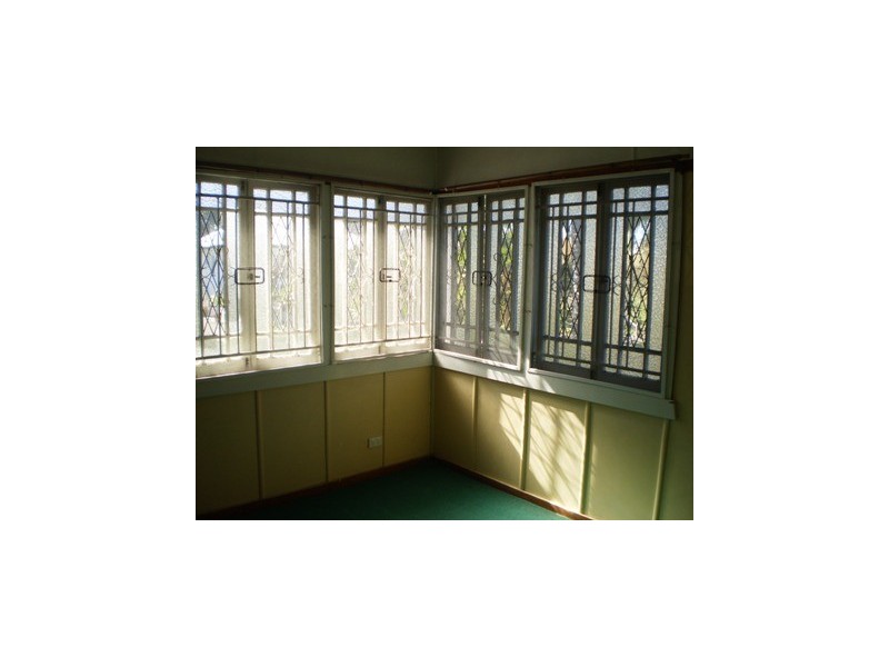 37 Bryden Street, Windsor QLD 4030