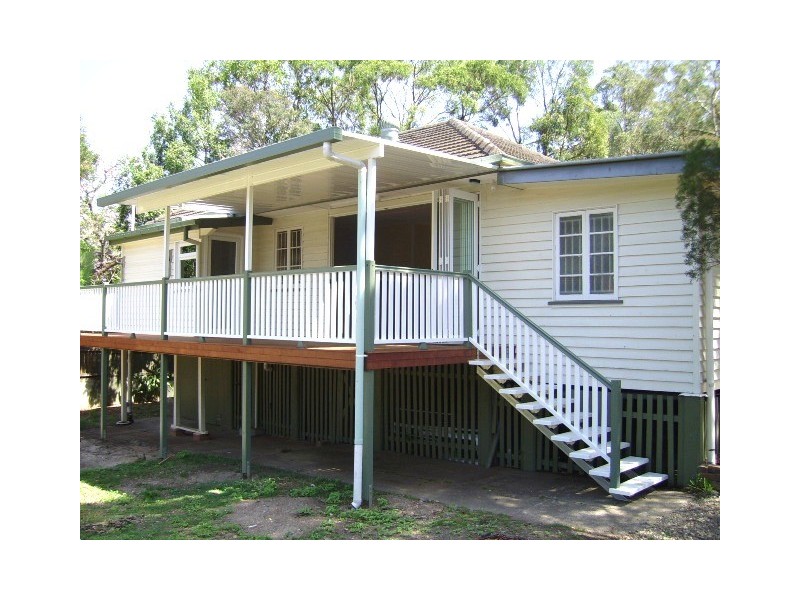 36 Buxton Street, Ashgrove QLD 4060