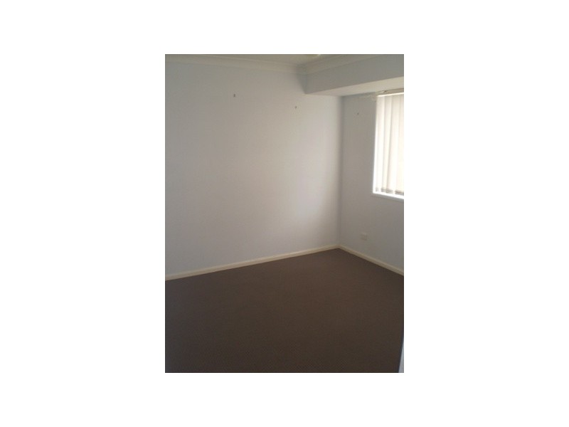 11 Gale Street, Scarborough QLD 4020