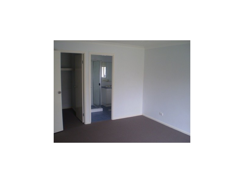 11 Gale Street, Scarborough QLD 4020