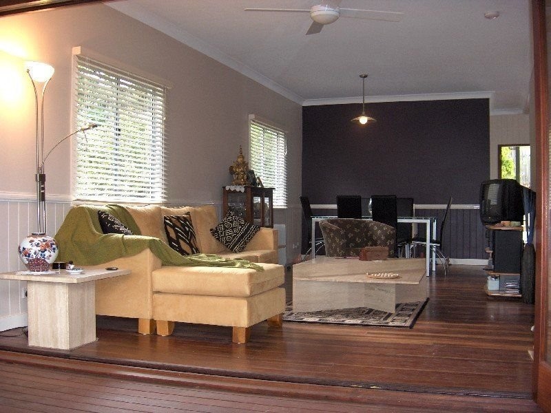 Bardon QLD 4065