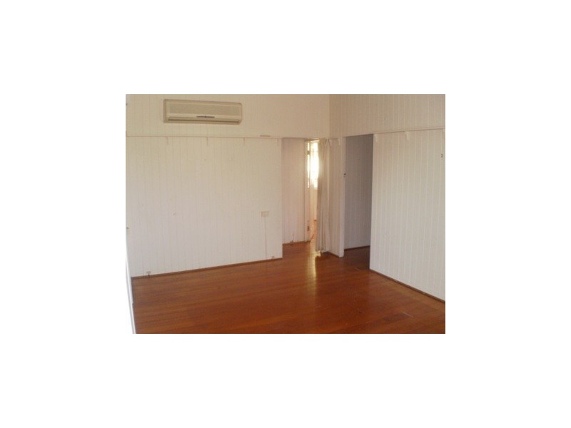 32 Longfellow Street, Norman Park QLD 4170