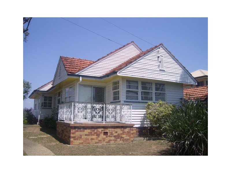 224 Banks Street, Ashgrove QLD 4060