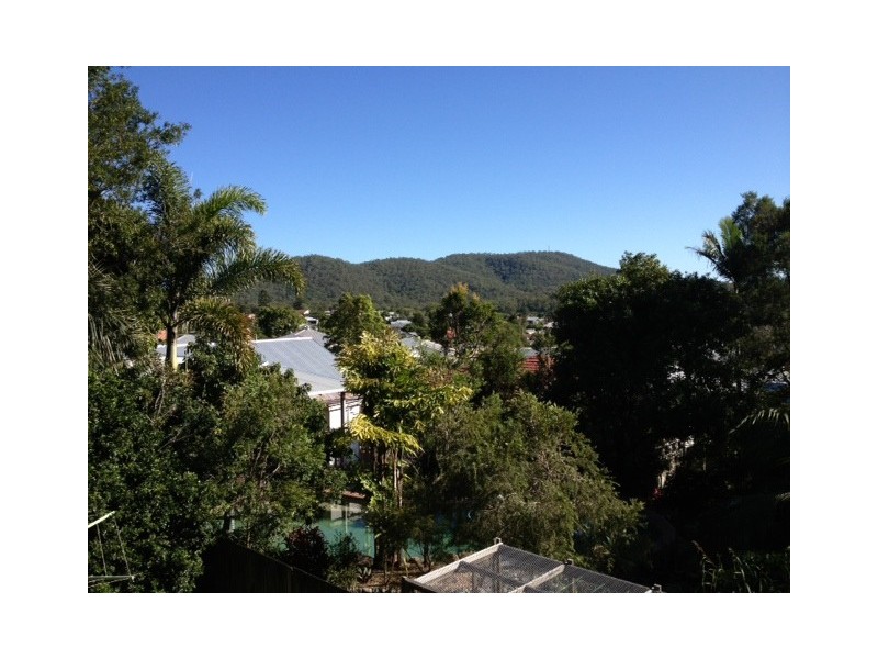 363 Waterworks Rd, Ashgrove QLD 4060