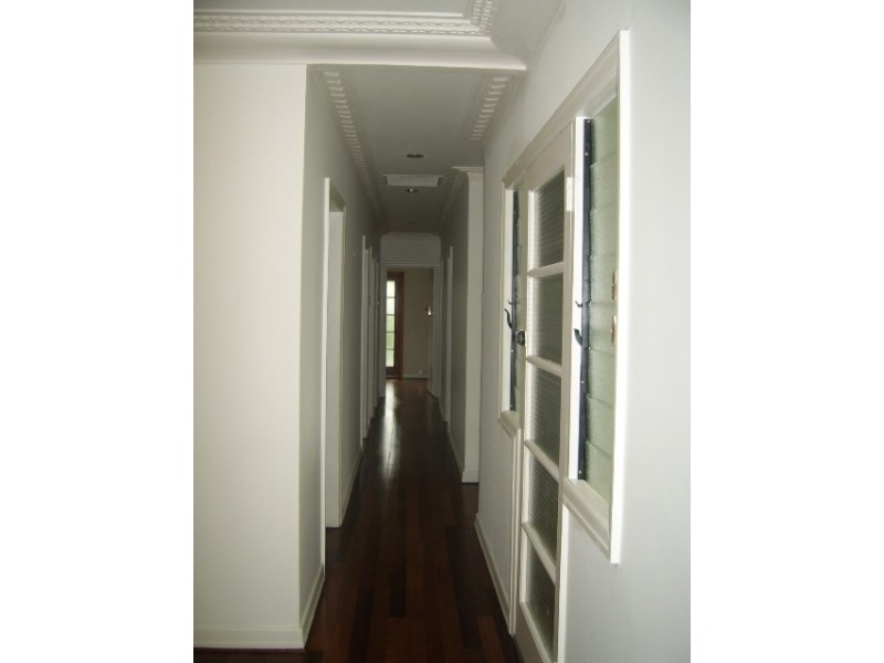 24 Dawn Street, Kedron QLD 4031