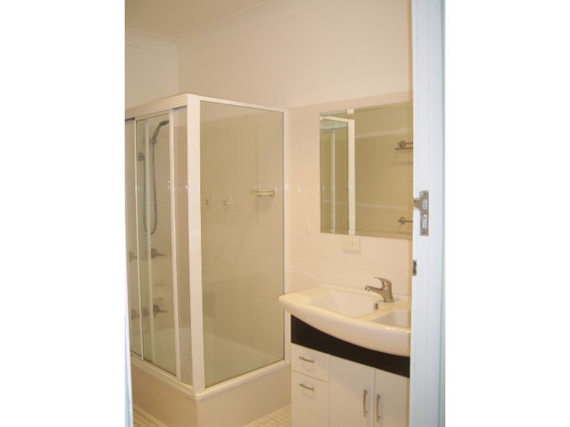 24 Dawn Street, Kedron QLD 4031