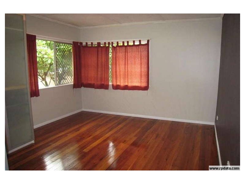 8 Dawson Parade, Keperra QLD 4054