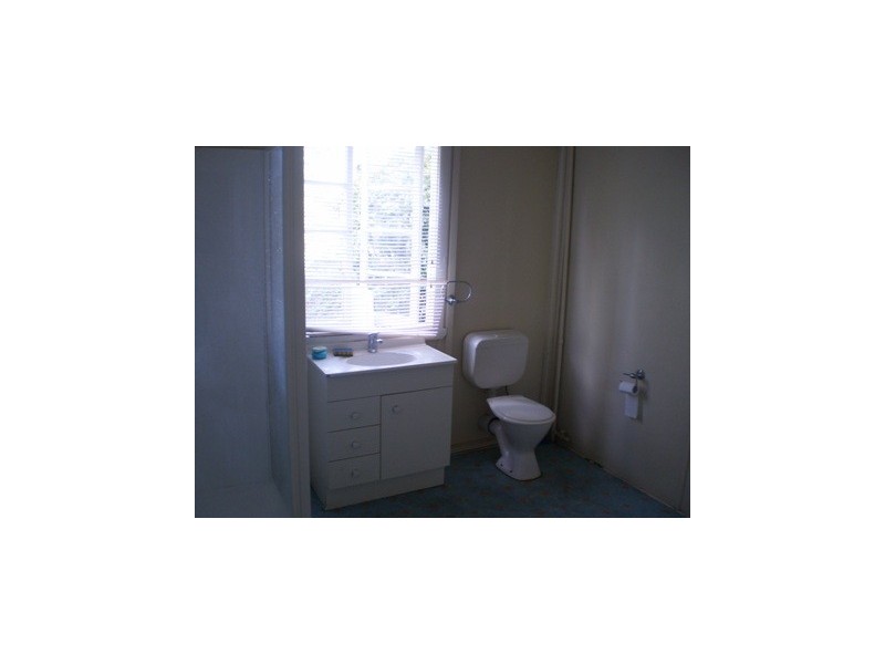 Room 12 2 Rochester Tce, Kelvin Grove QLD 4059