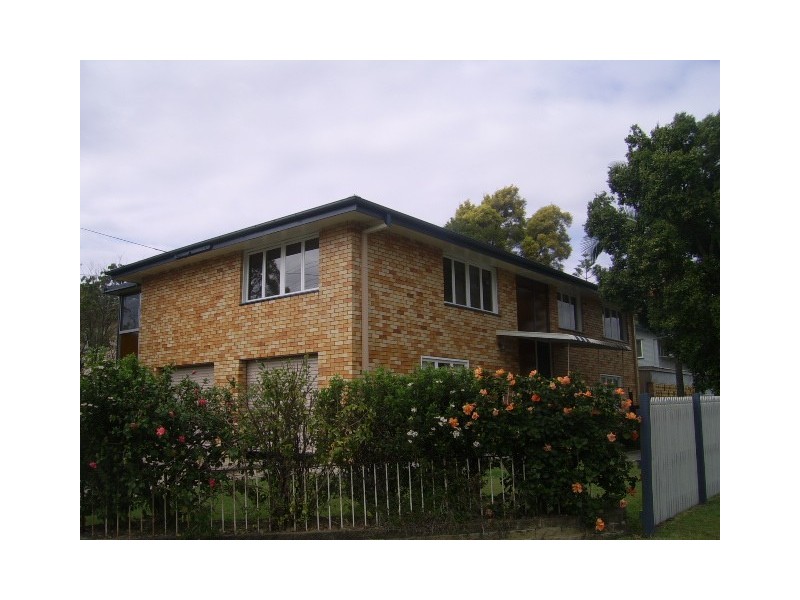 15 Cranbourne Street, Chermside West QLD 4032