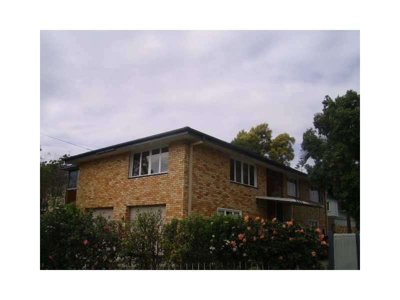 15 Cranbourne Street, Chermside West QLD 4032