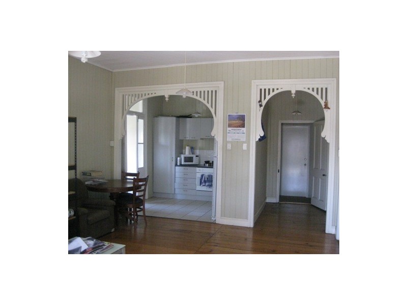 11 Camden Street, Albion QLD 4010