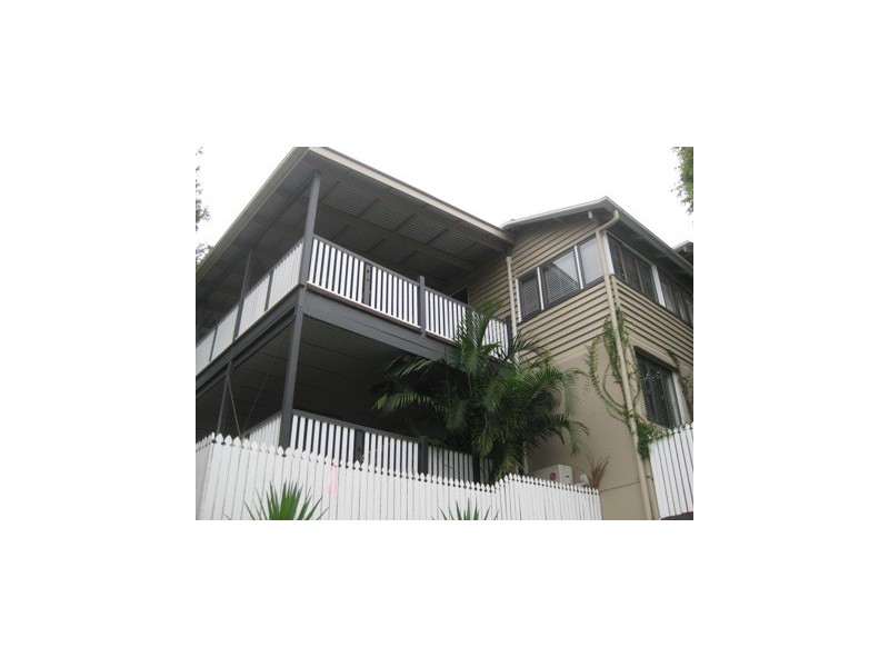 2/27 Kaye Street, Bardon QLD 4065