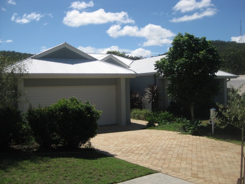 10 Parkview Street, The Gap QLD 4061