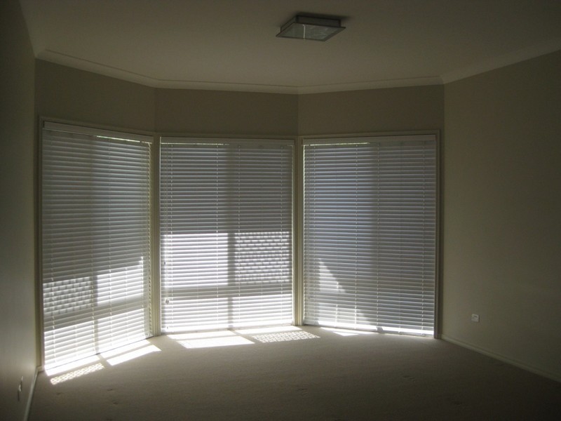 10 Parkview Street, The Gap QLD 4061